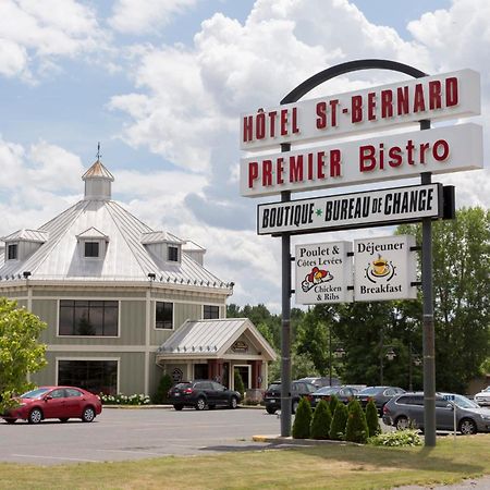 Hotel St-Bernard Saint-Bernard-de-Lacolle Exterior foto